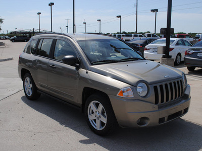 jeep compass 2008 gold suv gasoline 4 cylinders 2 wheel drive automatic 76087