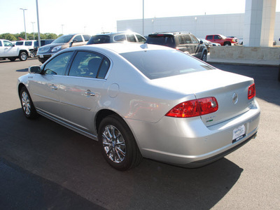 buick lucerne 2011 quicksilve sedan cxl premium flex fuel 6 cylinders front wheel drive automatic 76087