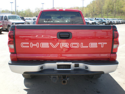 chevrolet silverado 1500 2006 red pickup truck flex fuel 8 cylinders 4 wheel drive automatic 13502