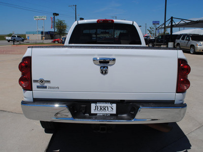 dodge ram pickup 2500 2008 white pickup truck diesel 6 cylinders rear wheel drive automatic 76087