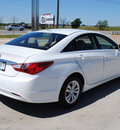 hyundai sonata 2011 white sedan gasoline 4 cylinders front wheel drive automatic 76087