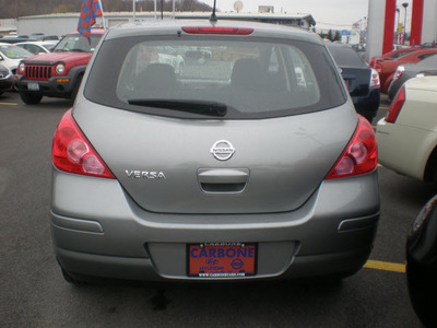 nissan versa 2008 gray hatchback gasoline 4 cylinders front wheel drive automatic with overdrive 13502