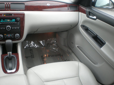 chevrolet impala 2009 gray sedan ltz flex fuel 6 cylinders front wheel drive automatic 13502