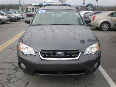 subaru outback 2007 gray wagon 2 5i gasoline 4 cylinders all whee drive automatic 13502