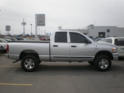 dodge ram 2500 2006 silver power wagon gasoline 8 cylinders 4 wheel drive automatic with overdrive 13502