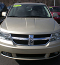 dodge journey 2010 tan suv sxt gasoline 6 cylinders front wheel drive automatic 13502