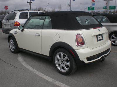 mini cooper 2009 white s gasoline 4 cylinders front wheel drive automatic 13502