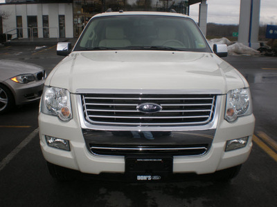 ford explorer 2008 white suv limited gasoline 8 cylinders 4 wheel drive automatic with overdrive 13502