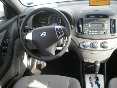 hyundai elantra 2010 silver sedan gasoline 4 cylinders front wheel drive automatic 13502