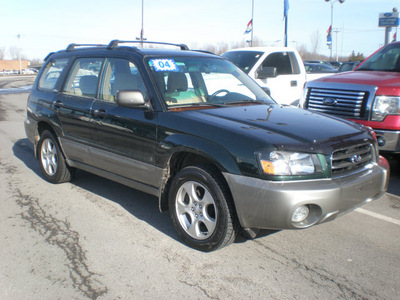 subaru forester 2004 green suv 2 5 xs gasoline 4 cylinders all whee drive automatic 13502