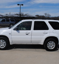 mercury mariner 2005 white suv gasoline 6 cylinders all whee drive automatic with overdrive 76087