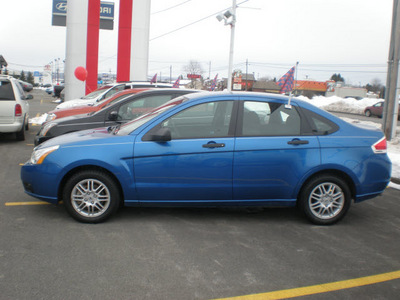 ford focus 2011 blue sedan 4 cylinders front wheel drive automatic with overdrive 13502