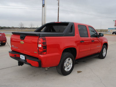 chevrolet avalanche 2008 red suv ls flex fuel 8 cylinders 2 wheel drive automatic 76087