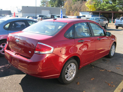ford focus 2009 red sedan se gasoline 4 cylinders front wheel drive automatic with overdrive 13502