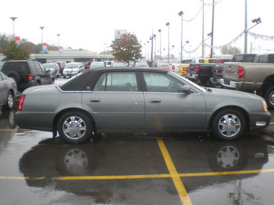 cadillac deville 2003 gray sedan gasoline 8 cylinders dohc front wheel drive automatic with overdrive 13502