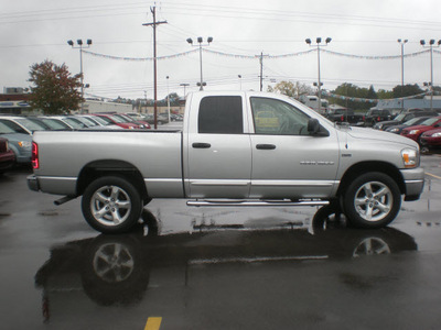 dodge ram 1500 2006 silver gasoline 8 cylinders 4 wheel drive automatic with overdrive 13502