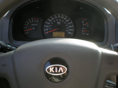kia spectra 2006 tan sedan gasoline 4 cylinders front wheel drive automatic 13502