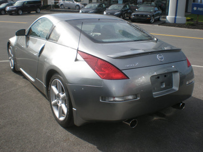 nissan 350z 2003 silver coupe gasoline 6 cylinders rear wheel drive 6 speed manual 13502