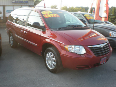chrysler town country 2007 red van touring ed gasoline 6 cylinders front wheel drive automatic 13502
