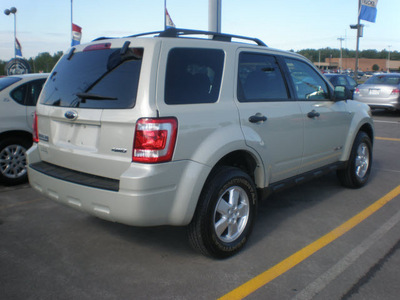 ford escape 2008 sage suv xlt gasoline 6 cylinders all whee drive automatic with overdrive 13502