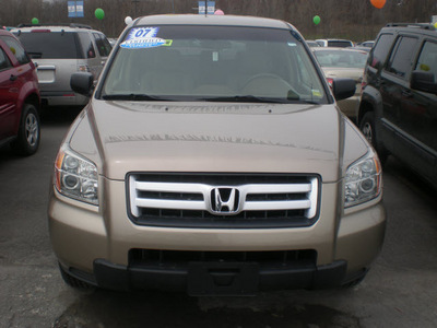 honda pilot 2007 gold suv lx gasoline 6 cylinders all whee drive automatic 13502