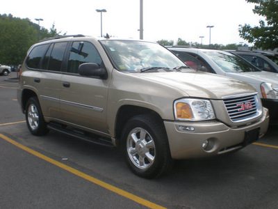 gmc envoy 2007 gold suv gasoline 6 cylinders 4 wheel drive automatic 13502
