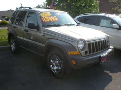 jeep liberty 2006 tan suv sport gasoline 6 cylinders 4 wheel drive automatic with overdrive 13502