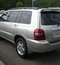 toyota highlander 2006 gray suv gasoline 6 cylinders all whee drive automatic with overdrive 13502