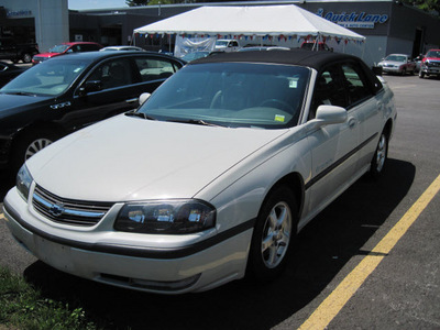 chevrolet impala 2003 white sedan ls gasoline 6 cylinders front wheel drive automatic 13502