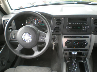 jeep commander 2006 black suv gasoline 6 cylinders 4 wheel drive automatic 13502