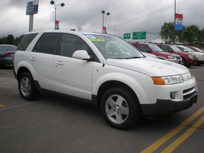 saturn vue 2005 white suv gasoline 6 cylinders all whee drive automatic 13502