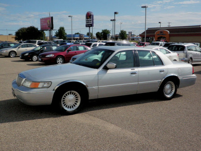 mercury grand marquis 2002 silver sedan ls gasoline 8 cylinders rear wheel drive automatic with overdrive 56001