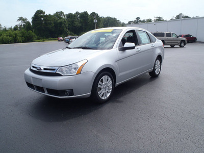 ford focus 2010 silver sedan sel gasoline 4 cylinders front wheel drive automatic 28557
