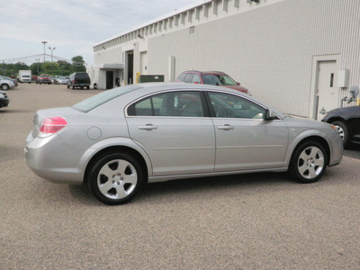 saturn aura 2008 silver sedan xe gasoline 6 cylinders front wheel drive automatic 56001