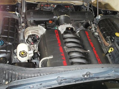 chevrolet corvette 2000 pewter hatchback 5 7 gasoline 8 cylinders rear wheel drive 6 speed manual 55391