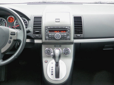 nissan sentra 2011 silver sedan 2 0 sr gasoline 4 cylinders front wheel drive automatic 56001