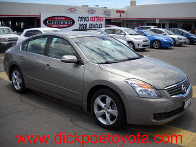 nissan altima 2008 gold sedan gasoline 6 cylinders front wheel drive automatic 79925