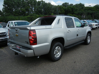 chevrolet avalanche 2011 silver ls flex fuel 8 cylinders 4 wheel drive automatic with overdrive 55391