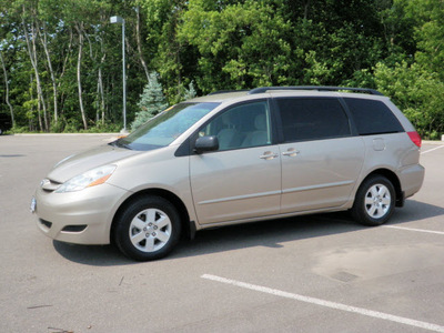 toyota sienna 2006 lt  brown van le gasoline 6 cylinders front wheel drive automatic 56001