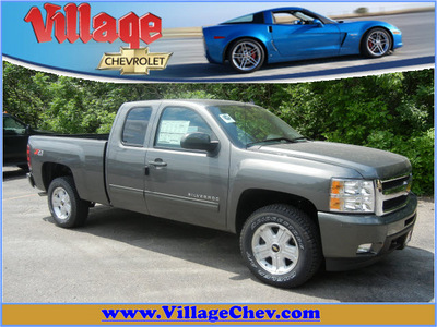 chevrolet silverado 1500 2011 green ltz flex fuel 8 cylinders 4 wheel drive automatic with overdrive 55391