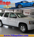 chevrolet suburban 2011 white suv lt 1500 flex fuel 8 cylinders 4 wheel drive automatic with overdrive 55391