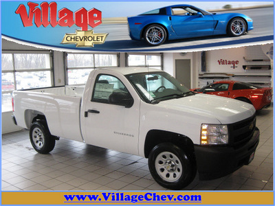 chevrolet silverado 1500 2011 white work truck gasoline 6 cylinders 2 wheel drive automatic with overdrive 55391
