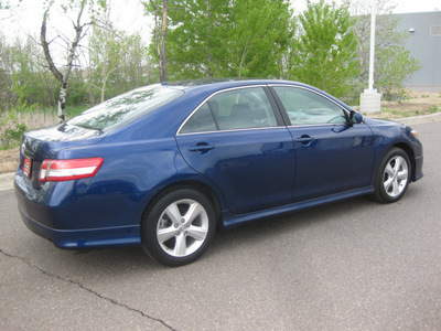 toyota camry 2010 dk  blue sedan se 4 cylinders front wheel drive automatic 55448