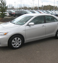 toyota camry 2011 silver sedan le gasoline 4 cylinders front wheel drive automatic 55448