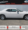 dodge challenger 2010 white coupe se gasoline 6 cylinders rear wheel drive automatic 55448