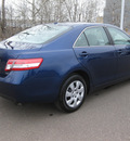 toyota camry 2011 blue sedan le gasoline 4 cylinders front wheel drive automatic 55448