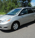 toyota sienna 2006 silver van le gasoline 6 cylinders front wheel drive automatic 55448
