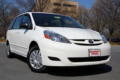 toyota sienna 2008 white minivan gasoline v6 front wheel drive automatic 20746