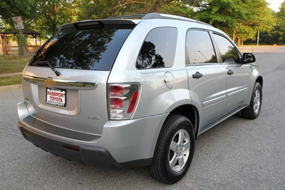 chevrolet equinox 2005 silver suv gasoline 6 cylinders all whee drive automatic 20746