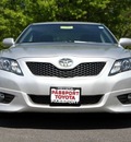 toyota camry 2010 silver sedan se gasoline 4 cylinders front wheel drive automatic 20746
